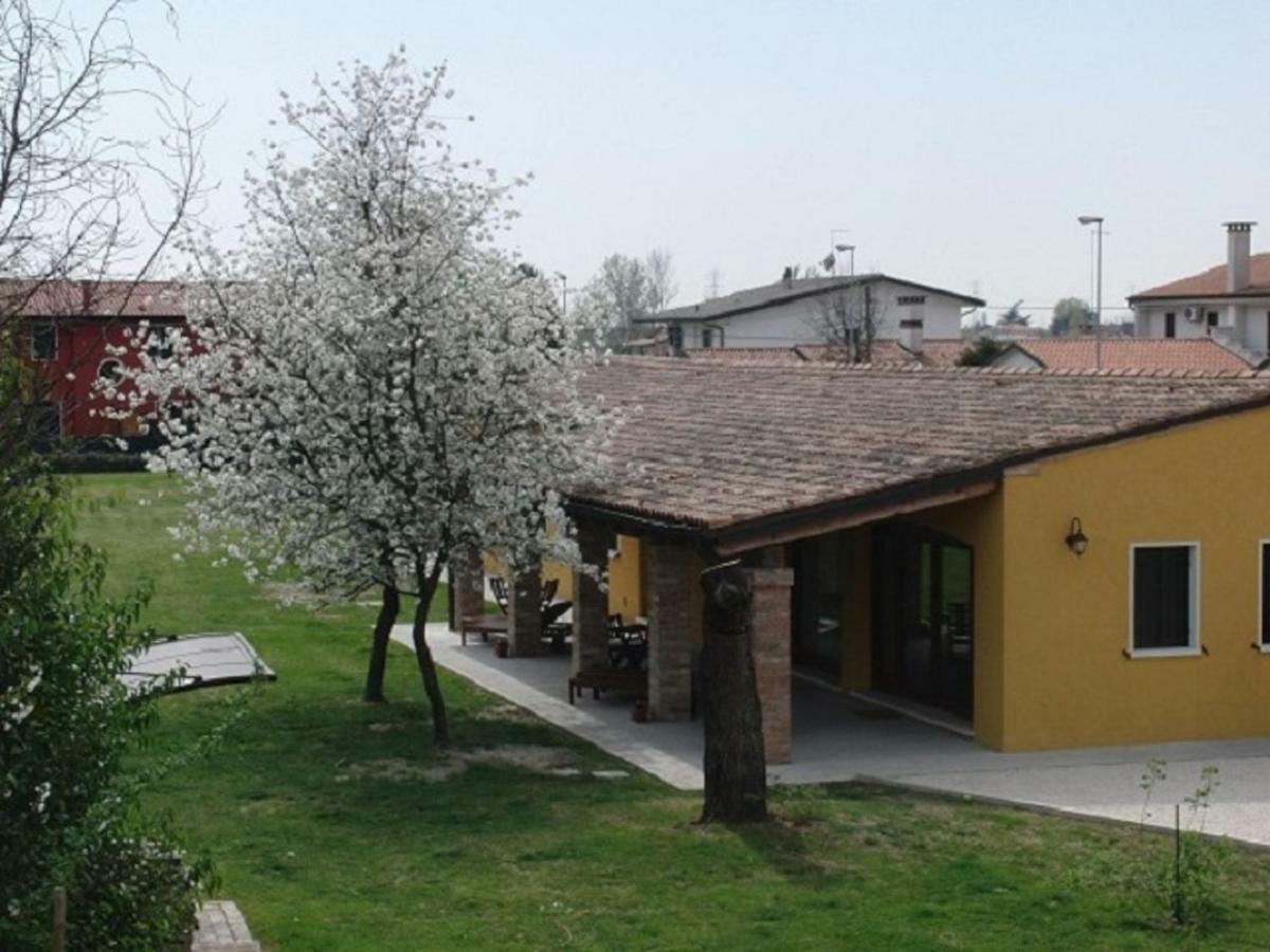 Apartmán Particolari Del Brenta Oriago Di Mira Exteriér fotografie