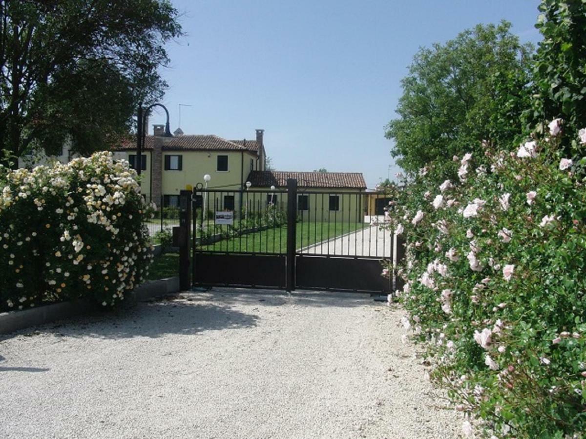 Apartmán Particolari Del Brenta Oriago Di Mira Exteriér fotografie